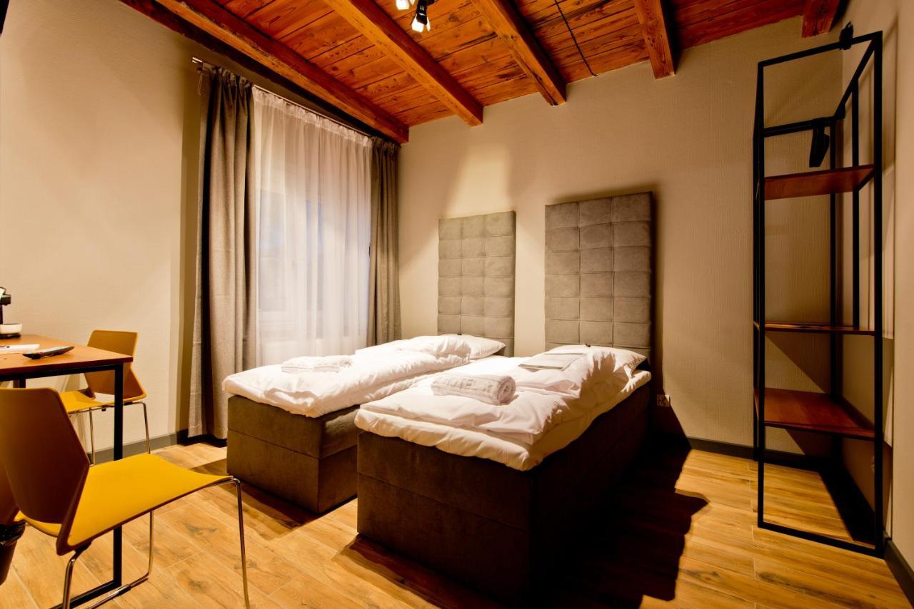Apartsuites I Sorau Żary Εξωτερικό φωτογραφία A room at the hotel