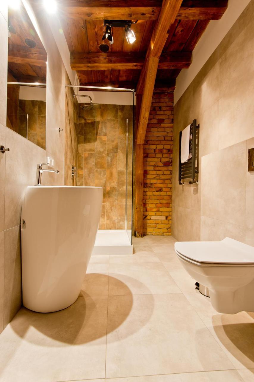 Apartsuites I Sorau Żary Εξωτερικό φωτογραφία Bathroom